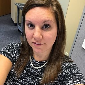 Meet your Posher, Dana